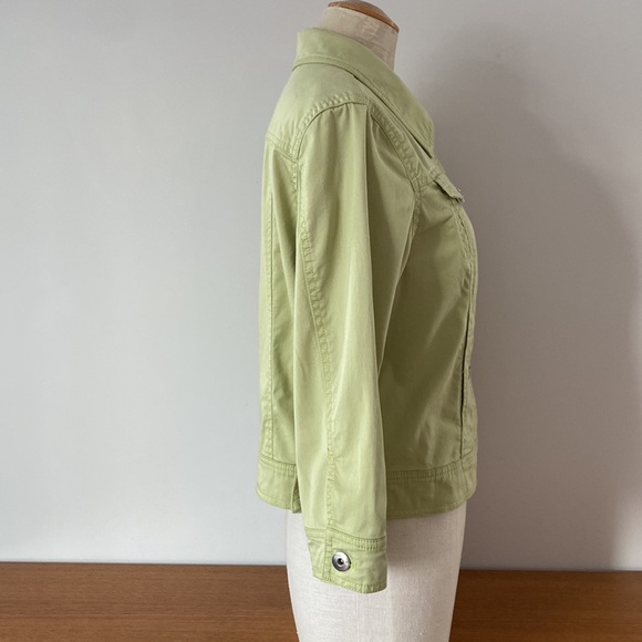 Cleo Petites mint green denim jacket style. Metal buttons on front and sides. M - Picture 5 of 13